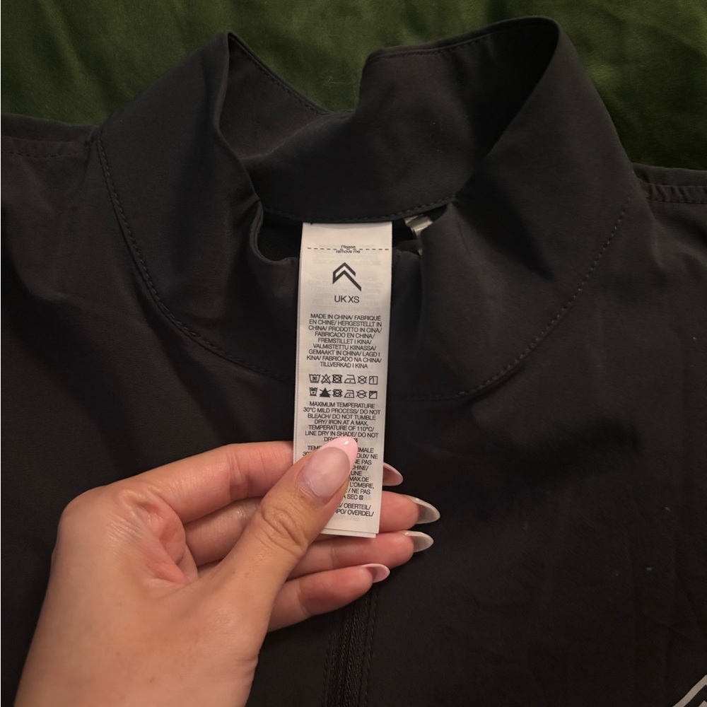 Oner Active Black Windbreaker Jacket - image 3